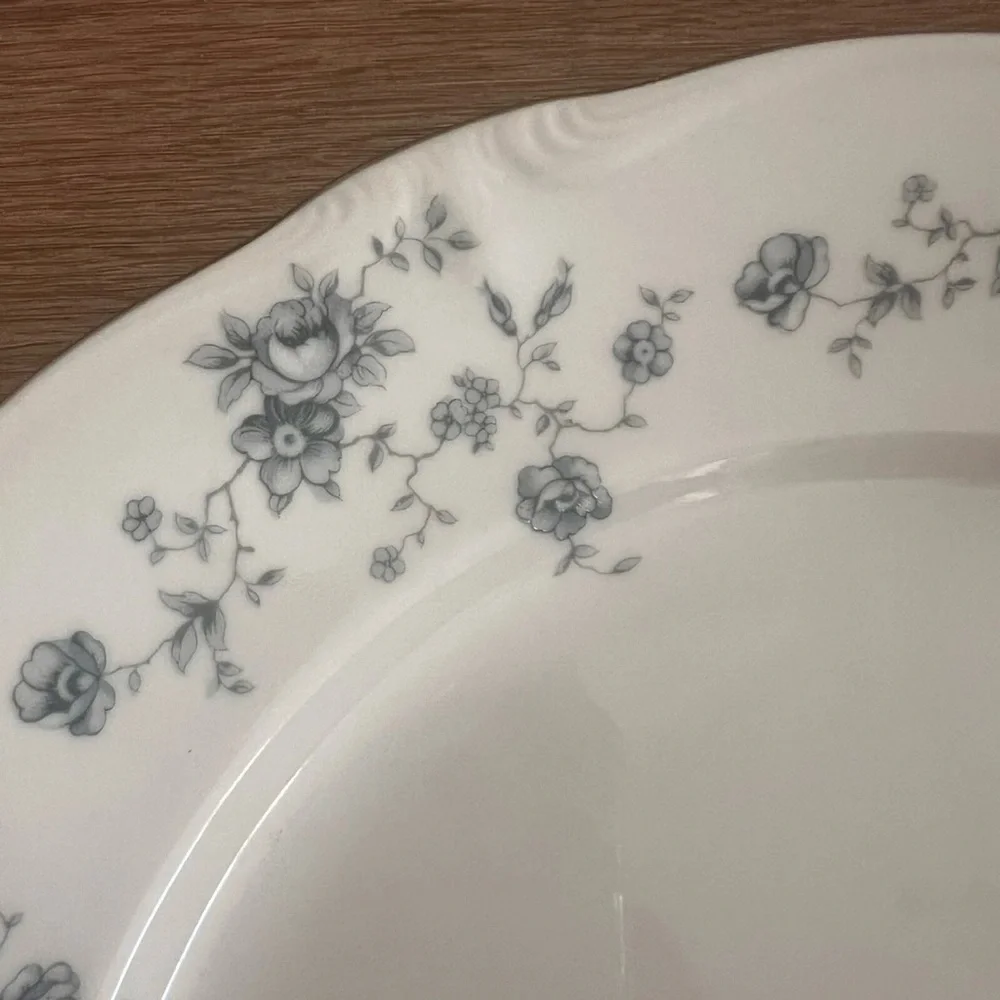 Johann‎ Haviland Bavarian, Blue Garland , 10” Dinner Plate